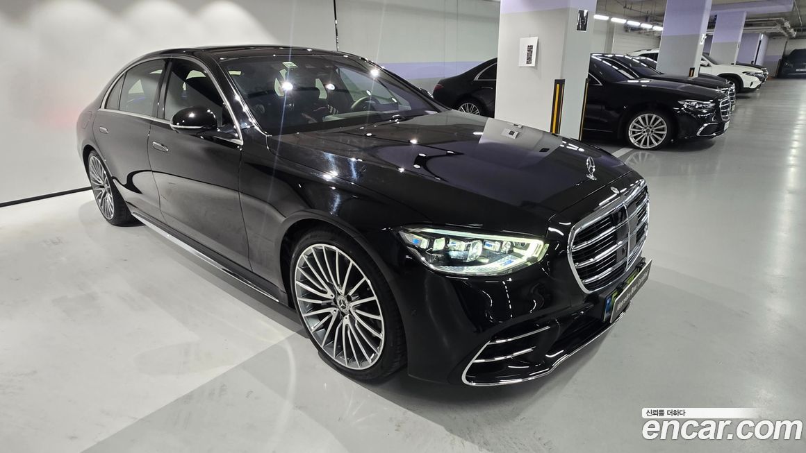 Mercedes-Benz S-Class 2025