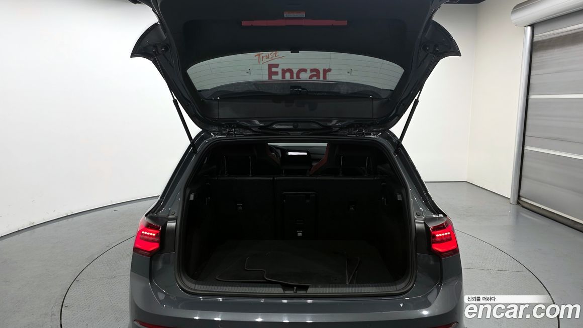 Volkswagen Golf 2023