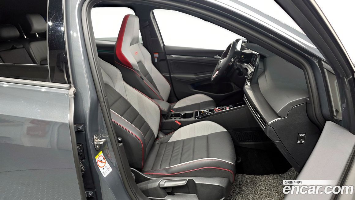 Volkswagen Golf 2023