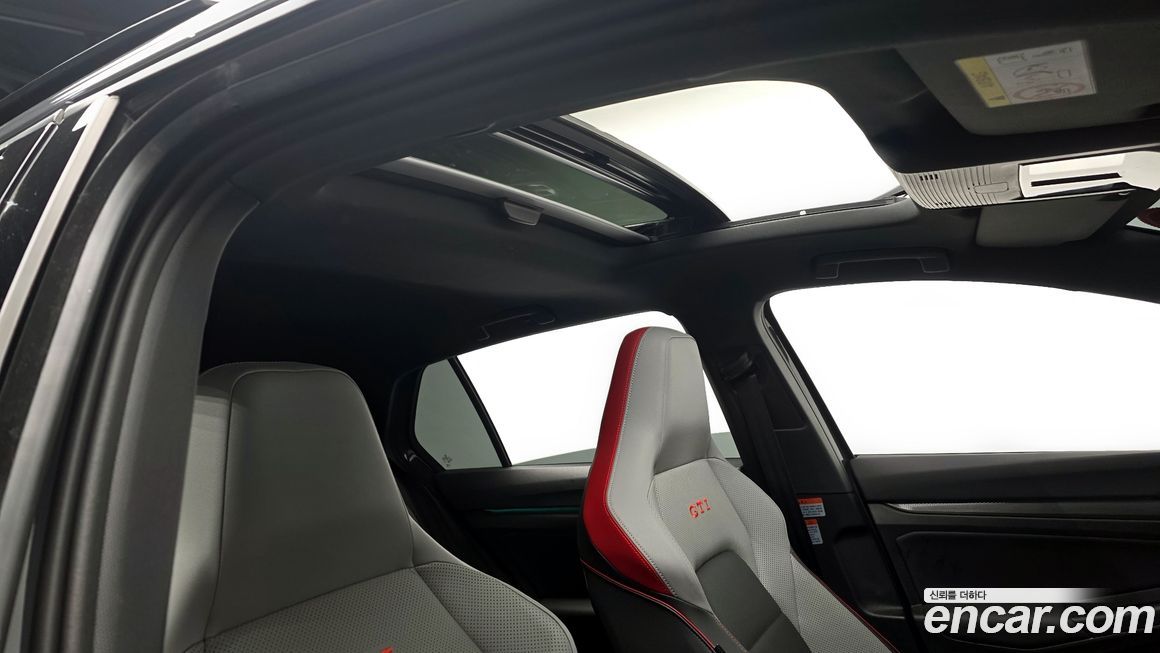 Volkswagen Golf 2023