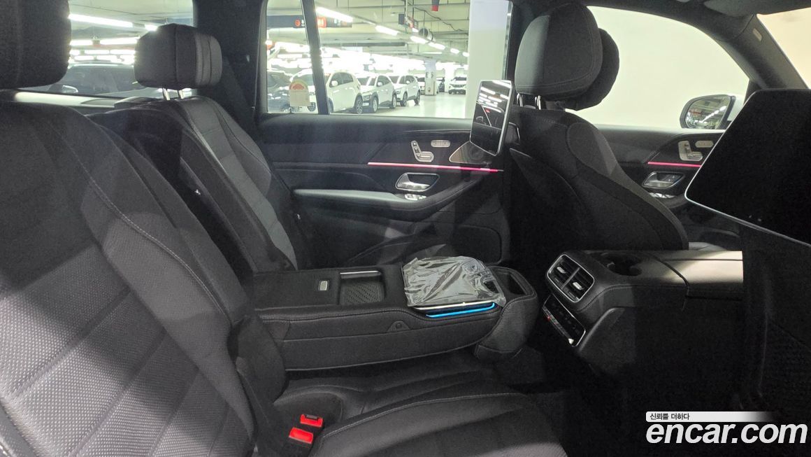 Mercedes-Benz GLS-Class 2025