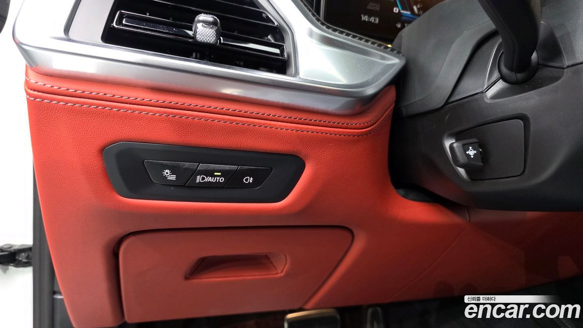 BMW X6M 2025