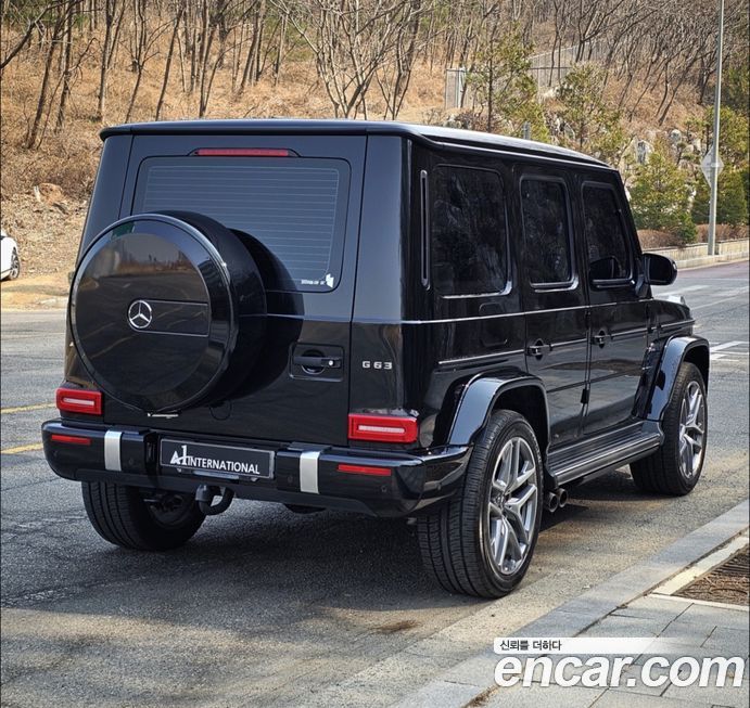 Mercedes-Benz G-Class 2024