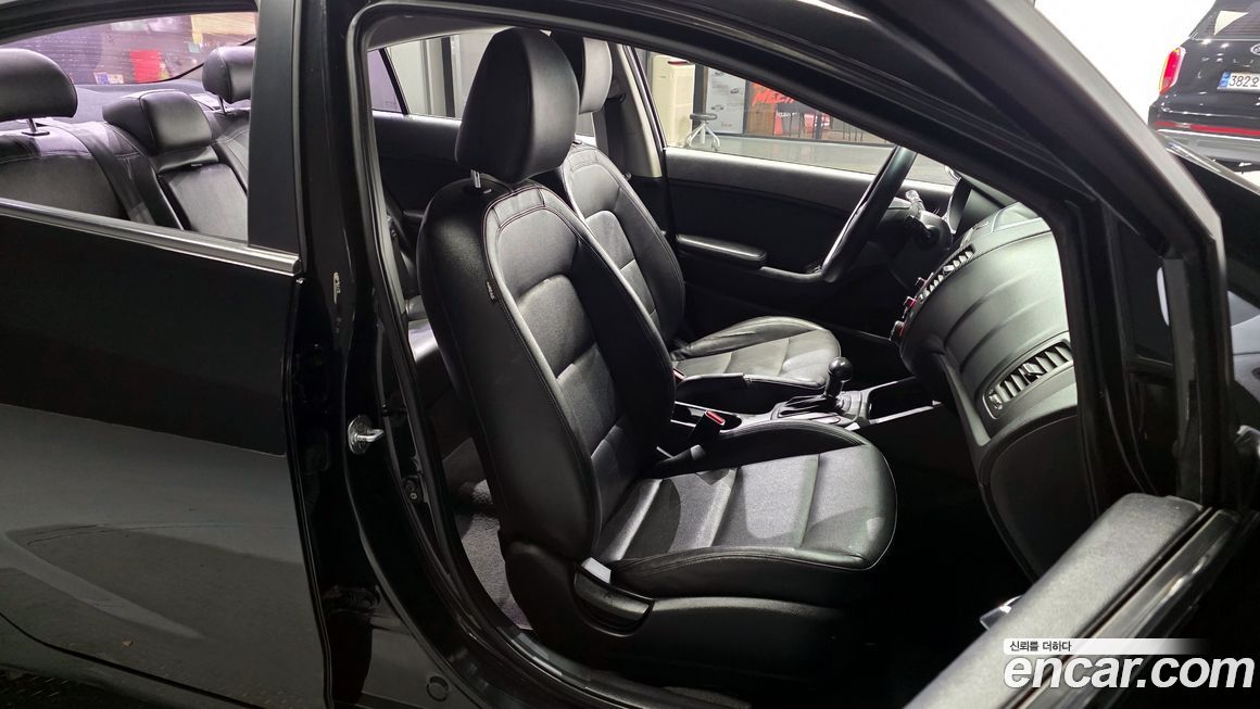 Kia K3 2014