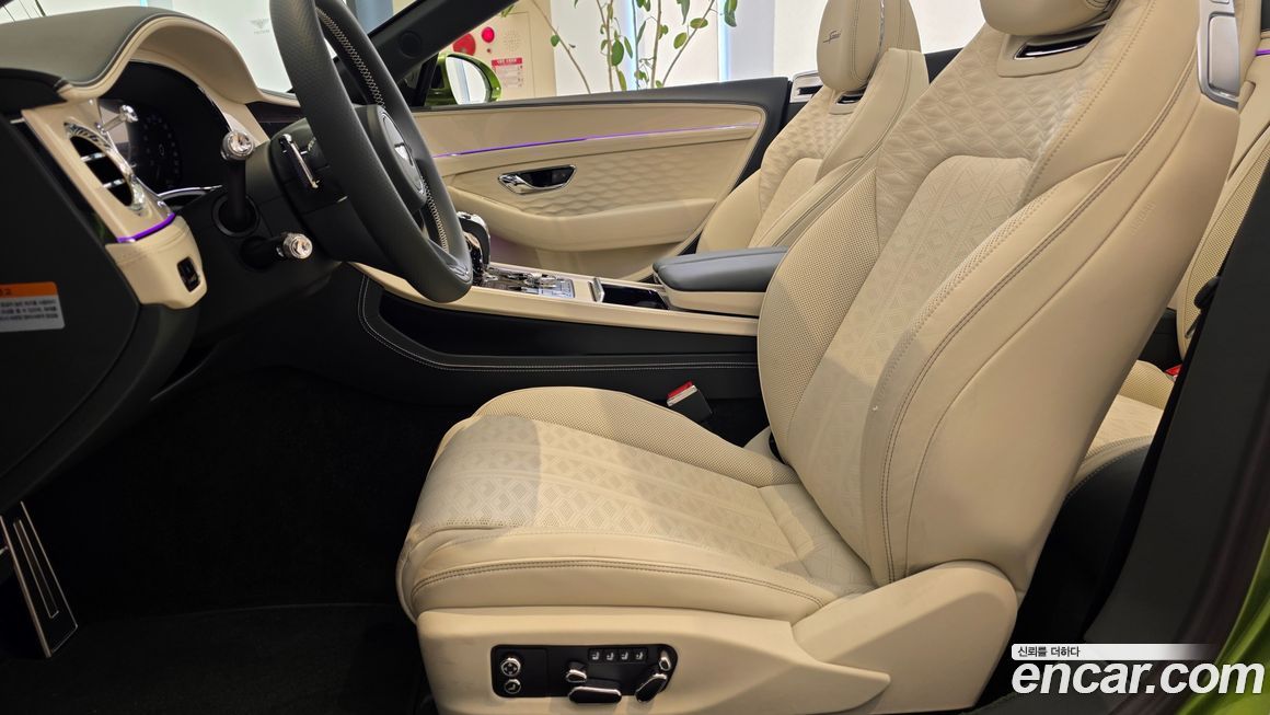 Bentley Continental 2025