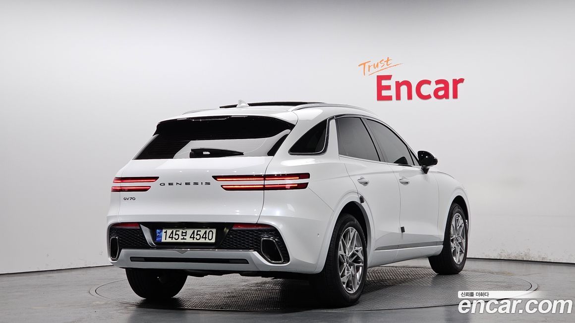 Genesis GV70 2021