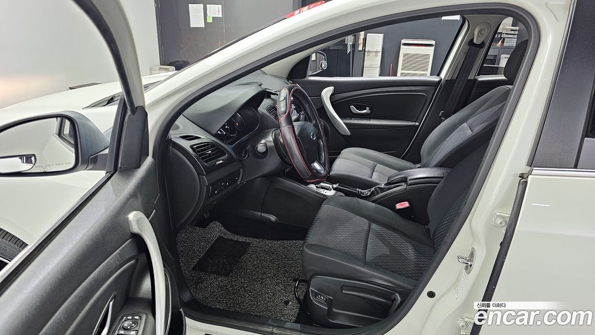 Renault-KoreaSamsung SM3 2010