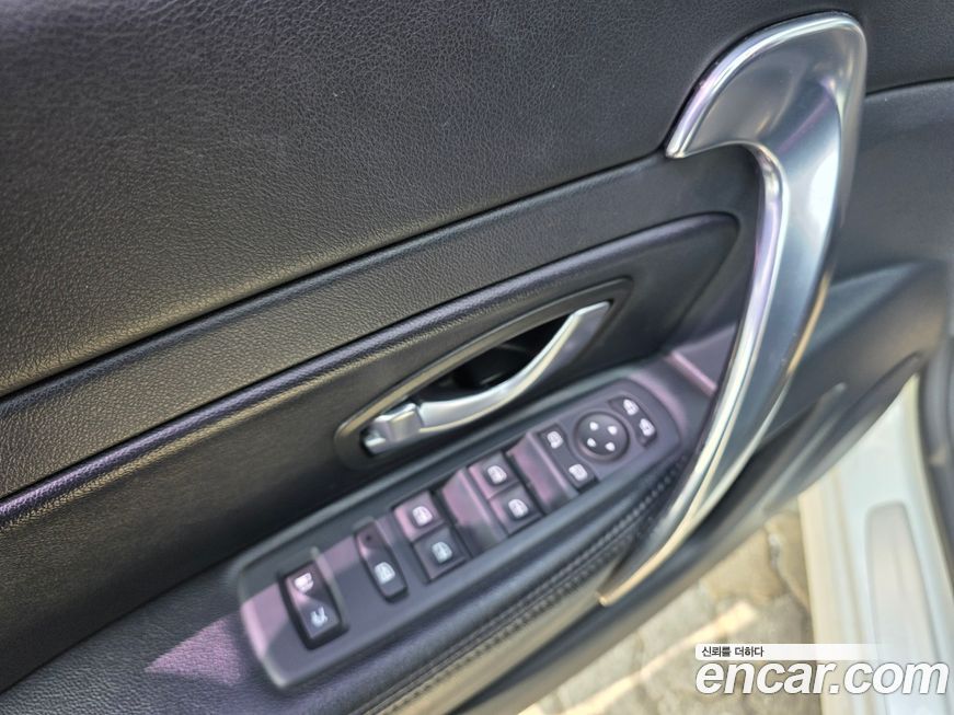 Renault-KoreaSamsung SM5  2011