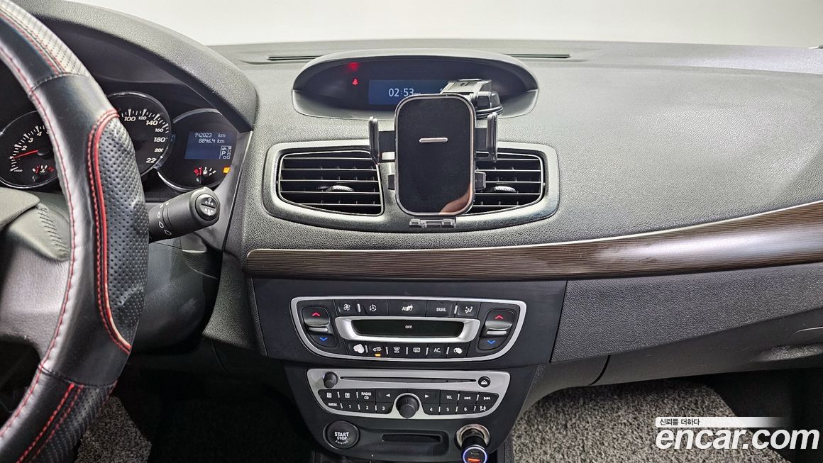 Renault-KoreaSamsung SM3 2010