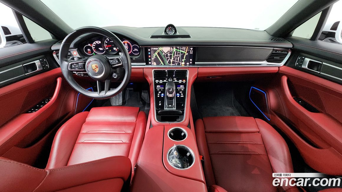 Porsche Panamera 2023