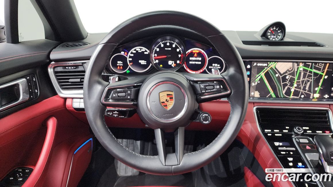 Porsche Panamera 2023