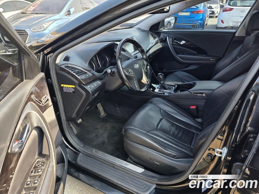 Hyundai Grandeur 2011