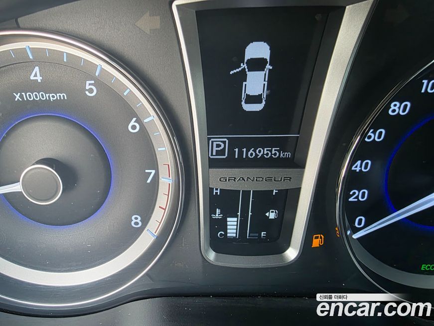 Hyundai Grandeur 2011