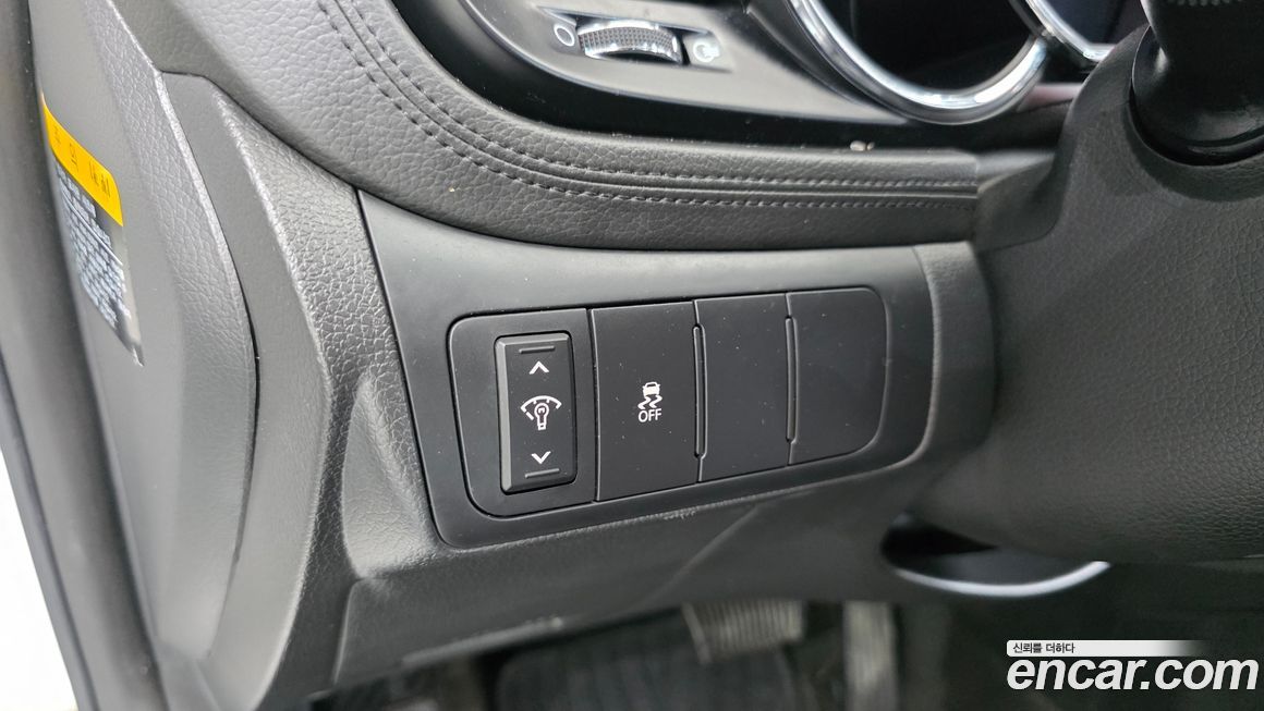 Kia K5 2011