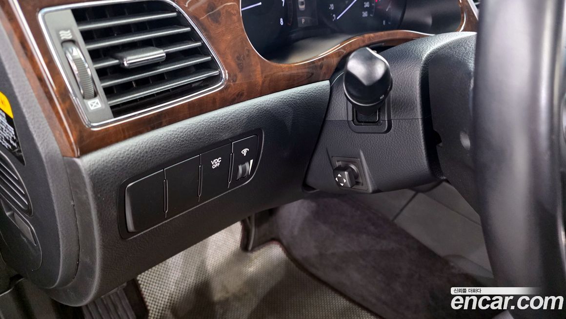 Hyundai Genesis 2010