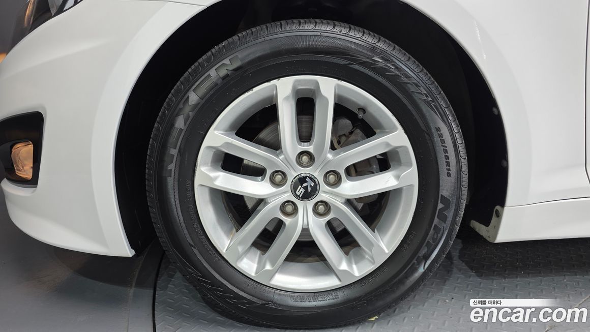 Kia K5 2011