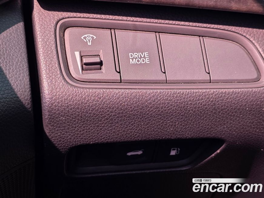 Hyundai Grandeur 2016