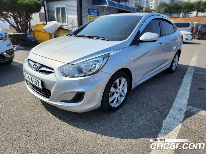 Hyundai Accent 2011