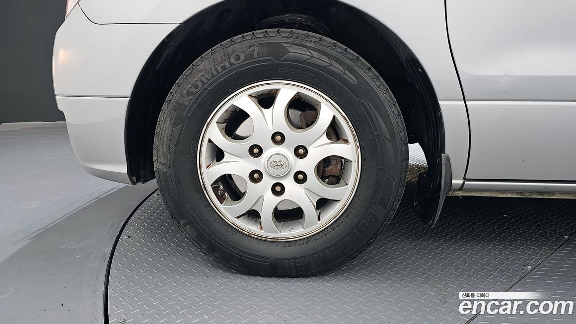 Hyundai Starex 2016