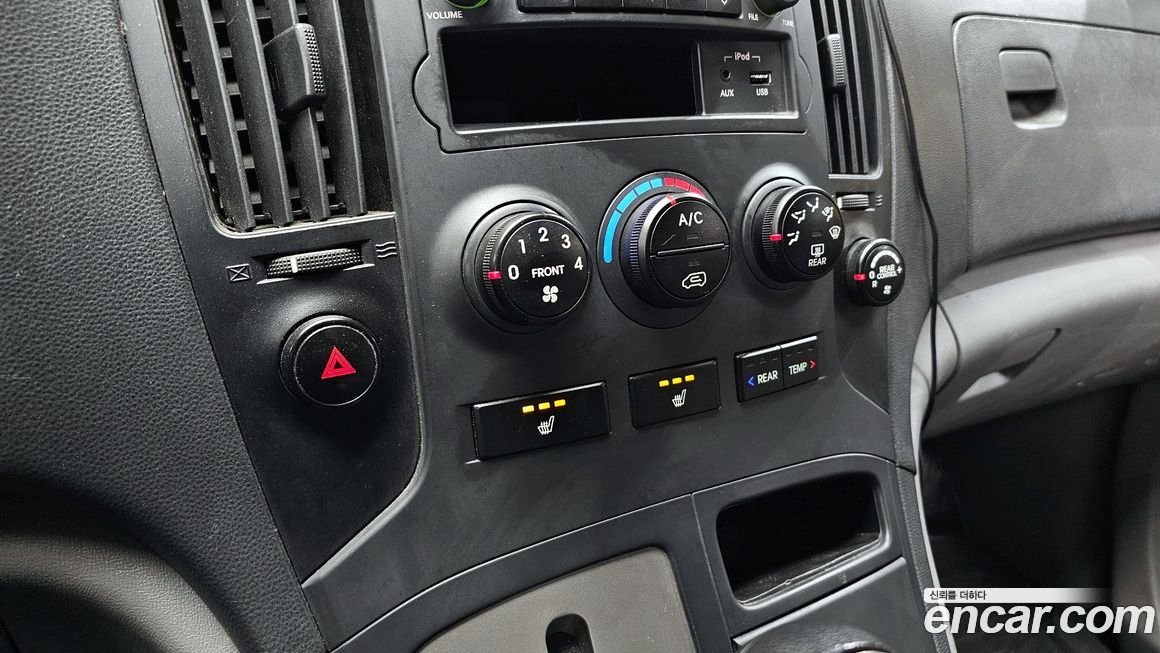 Hyundai Starex 2016