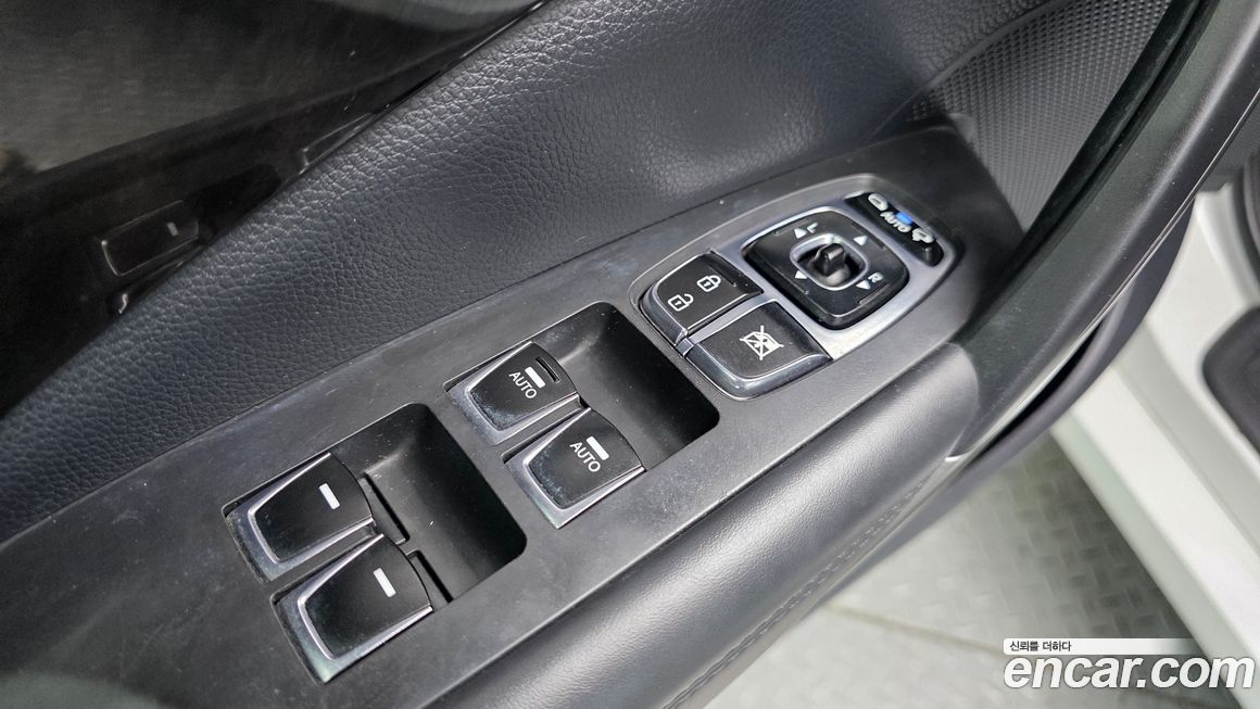 Hyundai Grandeur 2016