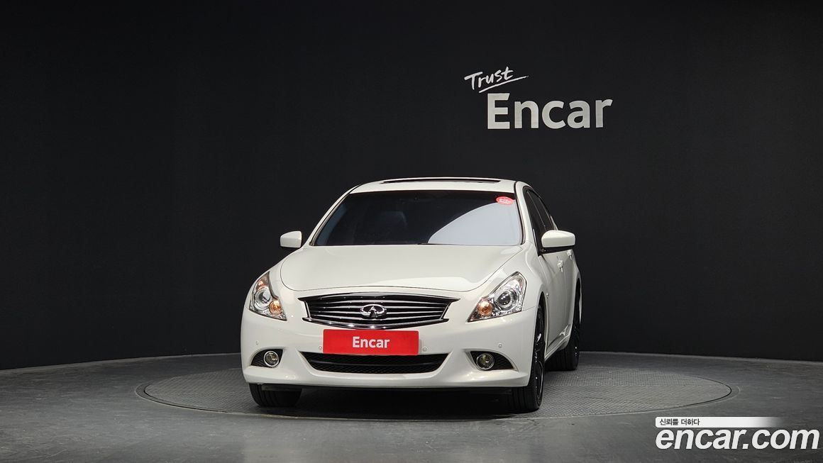 Infiniti G 2013