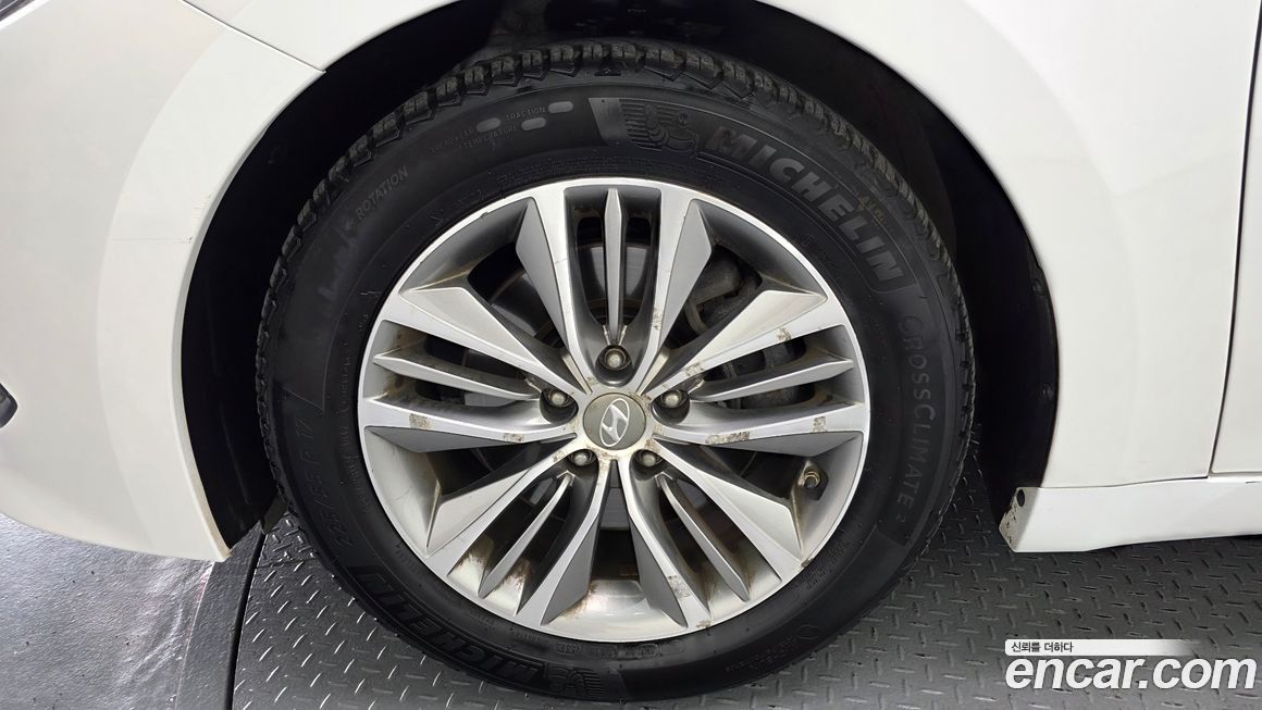 Hyundai Grandeur 2016