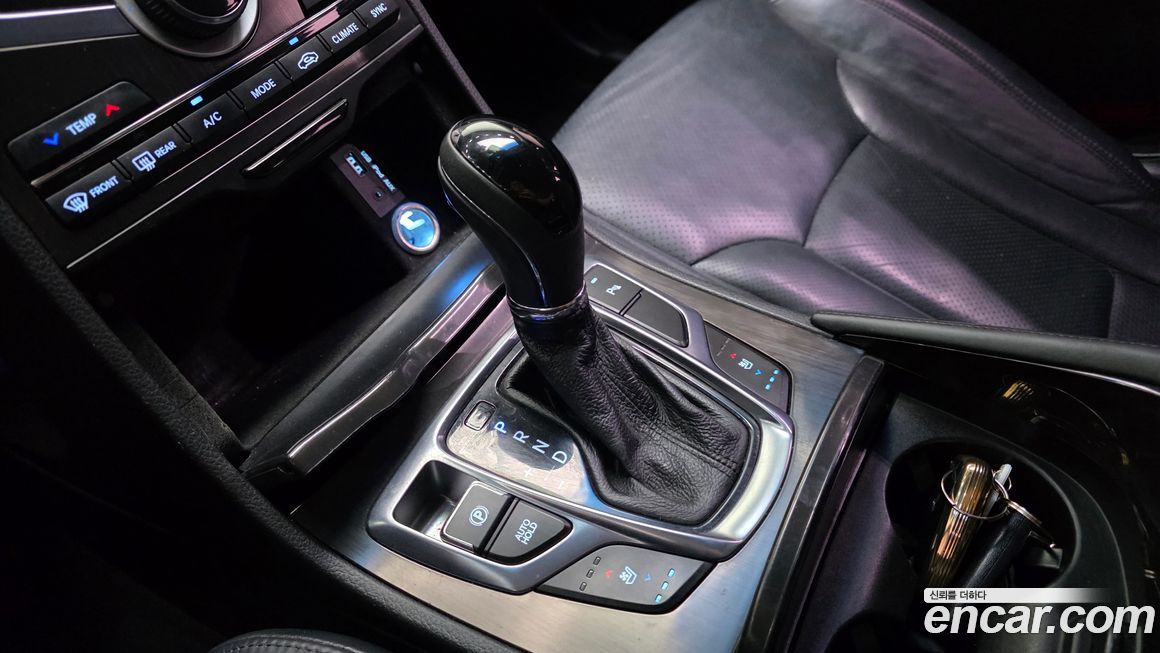 Hyundai Grandeur 2016