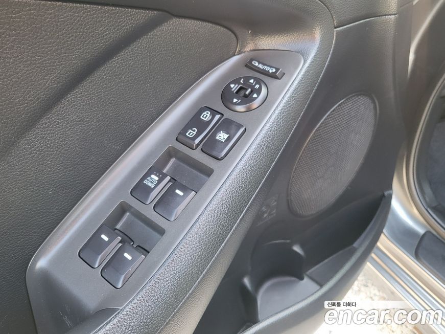 Kia K3 2016