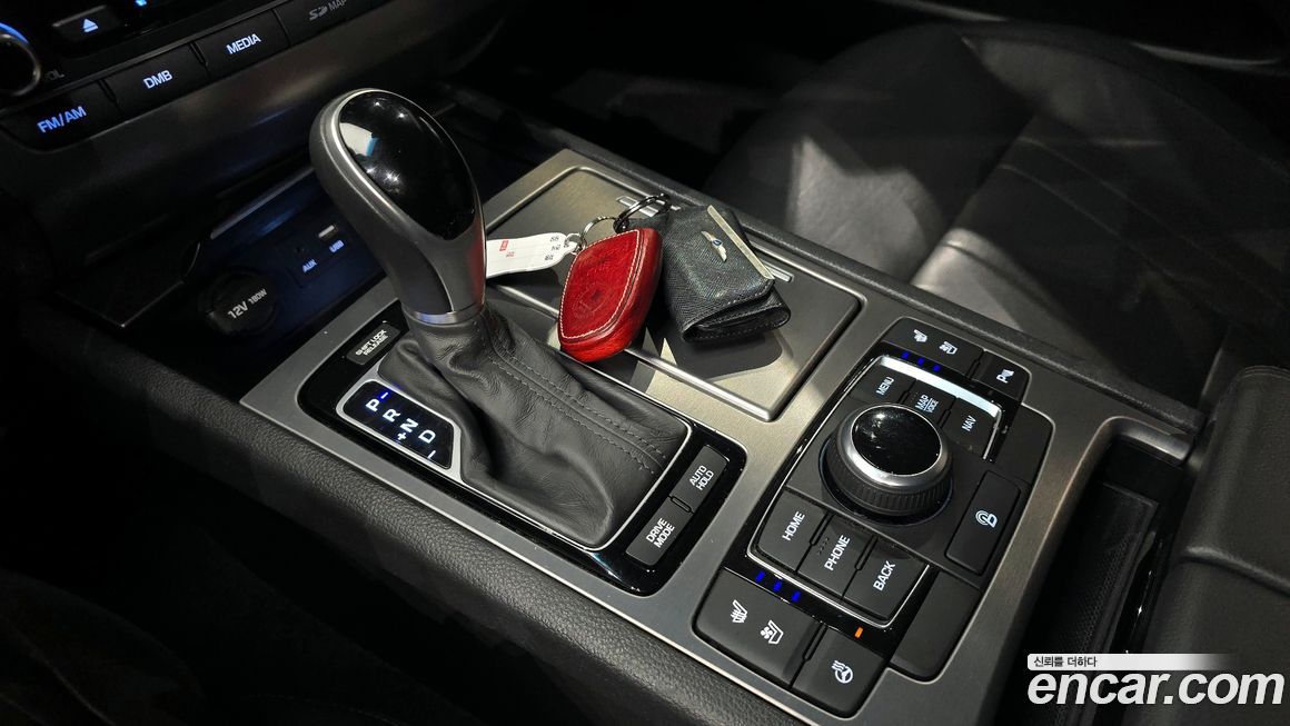 Hyundai Genesis 2016