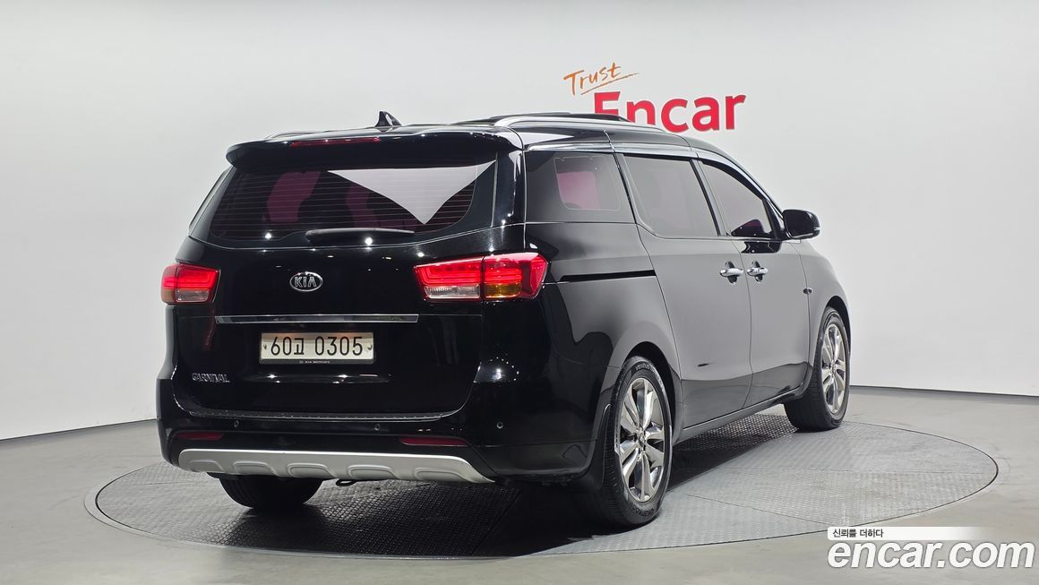 Kia Canival 2015