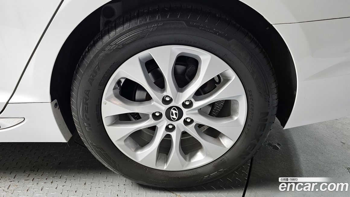 Hyundai Sonata 2016
