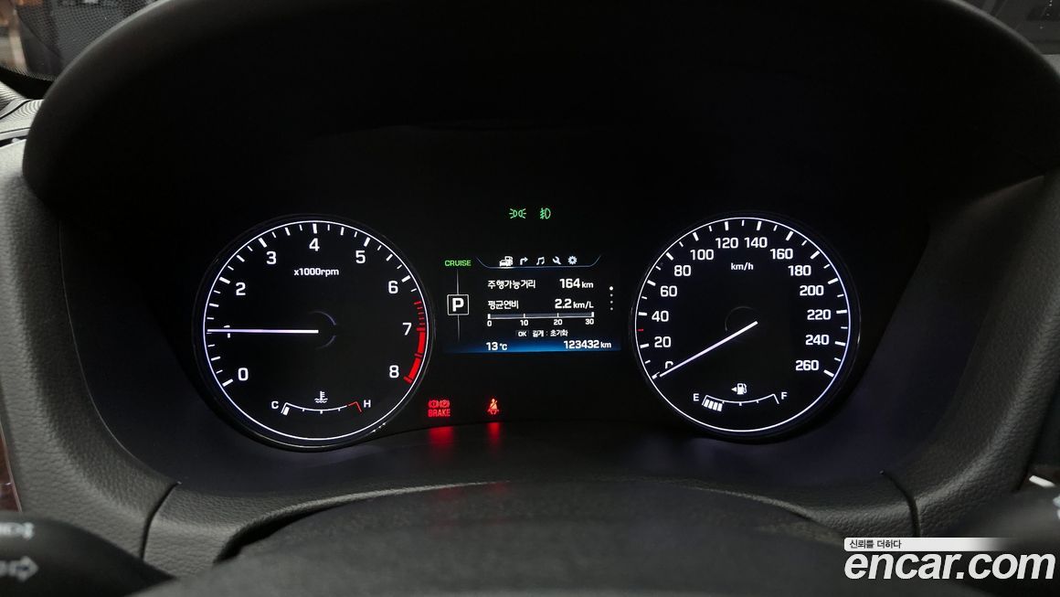 Hyundai Genesis 2016