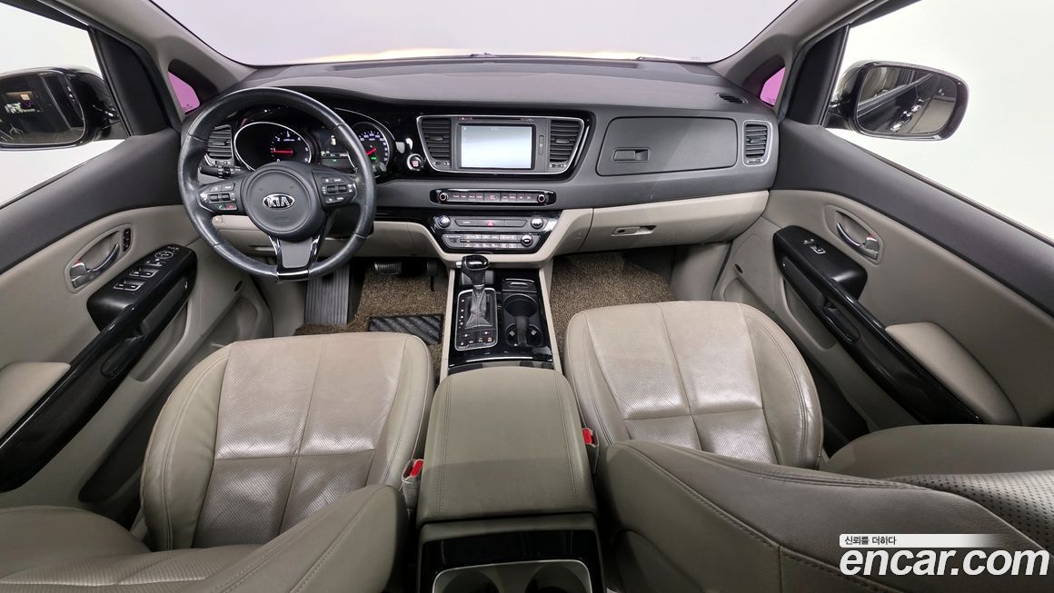 Kia Canival 2015