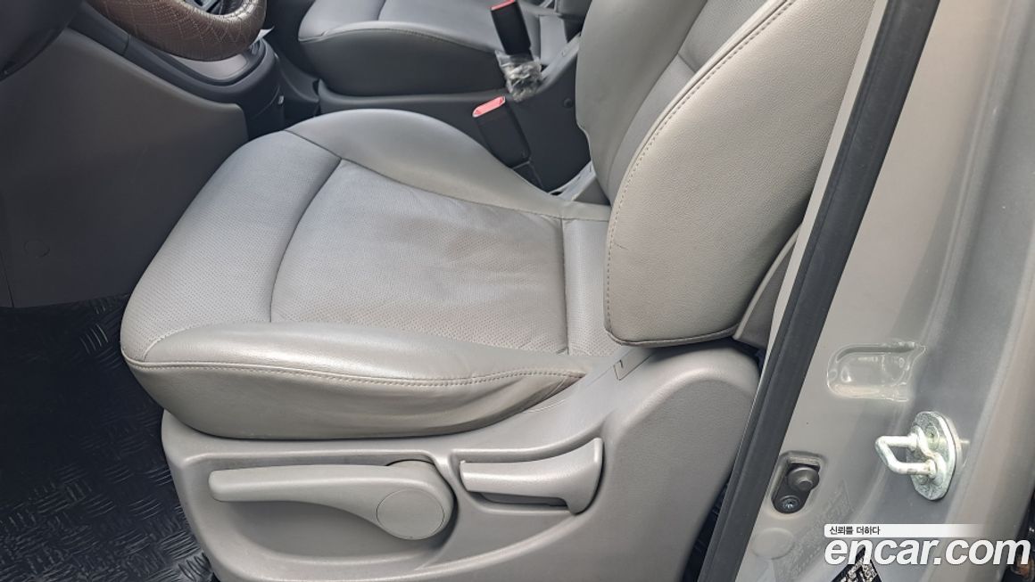 Hyundai Starex 2018