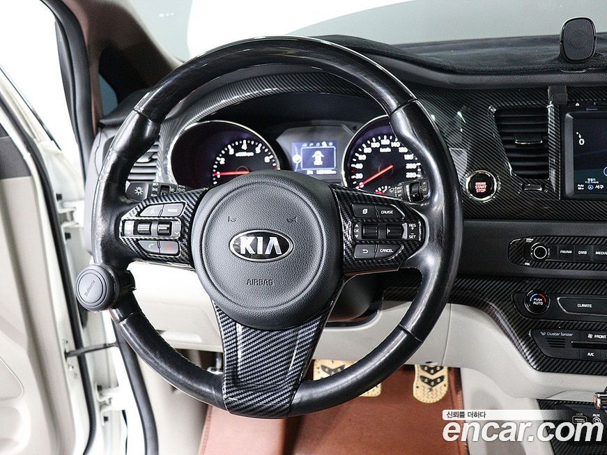 Kia Canival 2016
