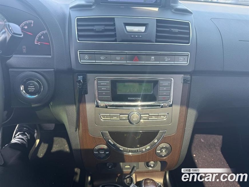 KG_Mobility_Ssangyong Rexton 2014