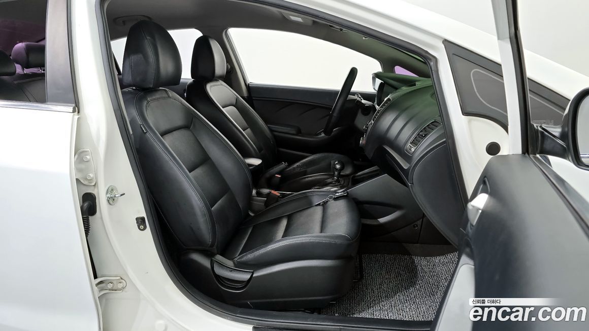 Kia K3 2015