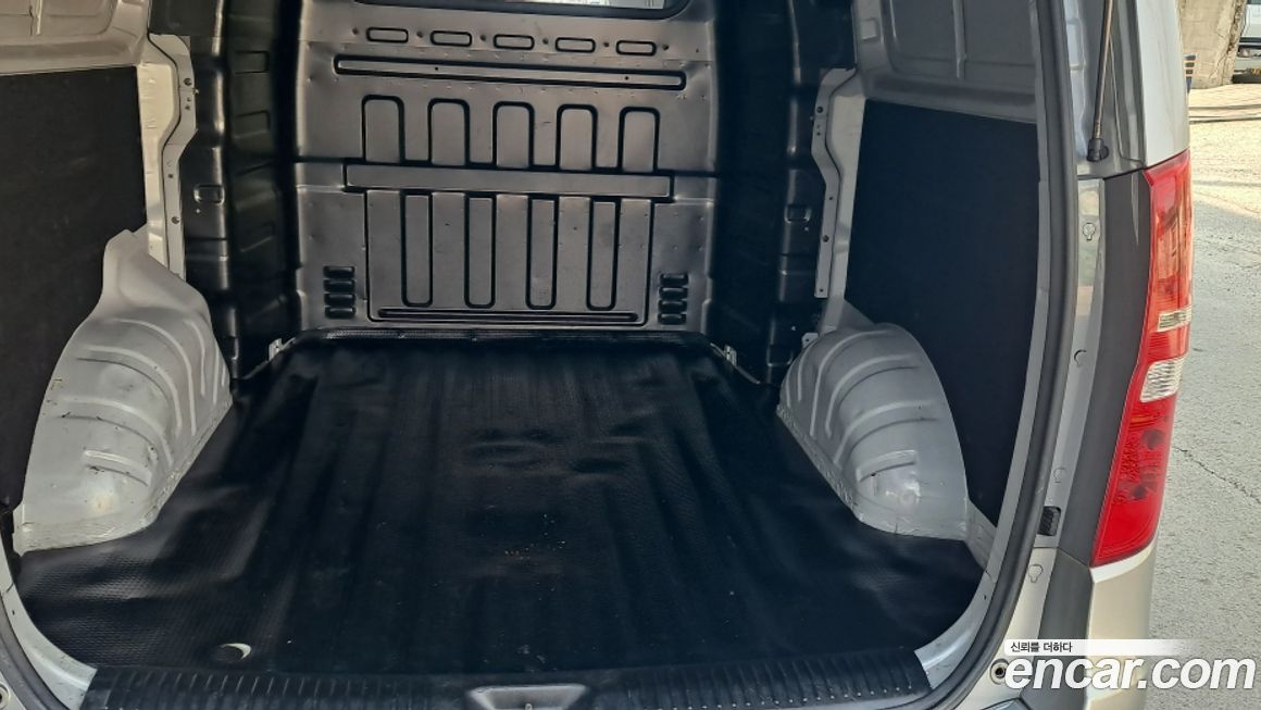 Hyundai Starex 2018