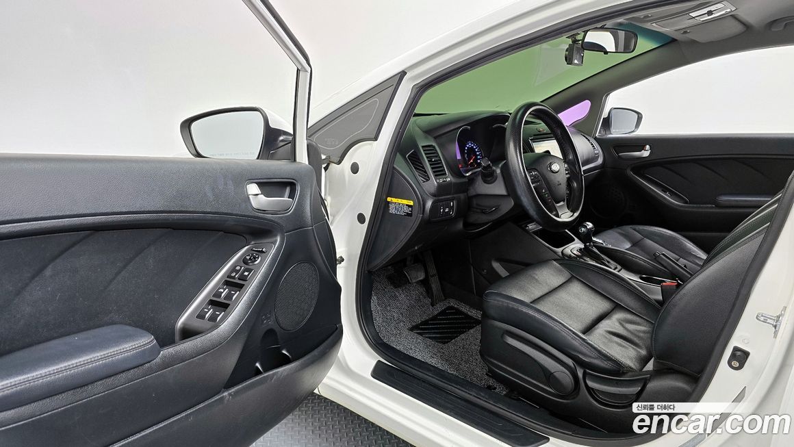 Kia K3 2015