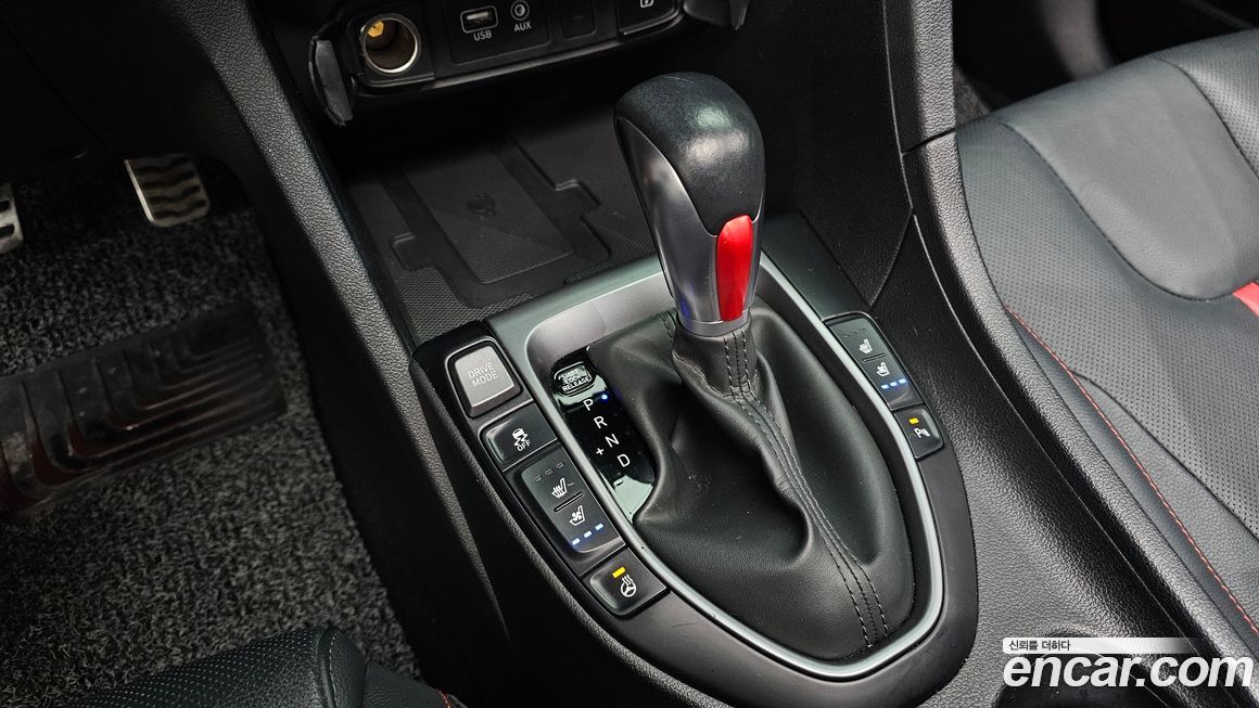 Hyundai Veloster 2018