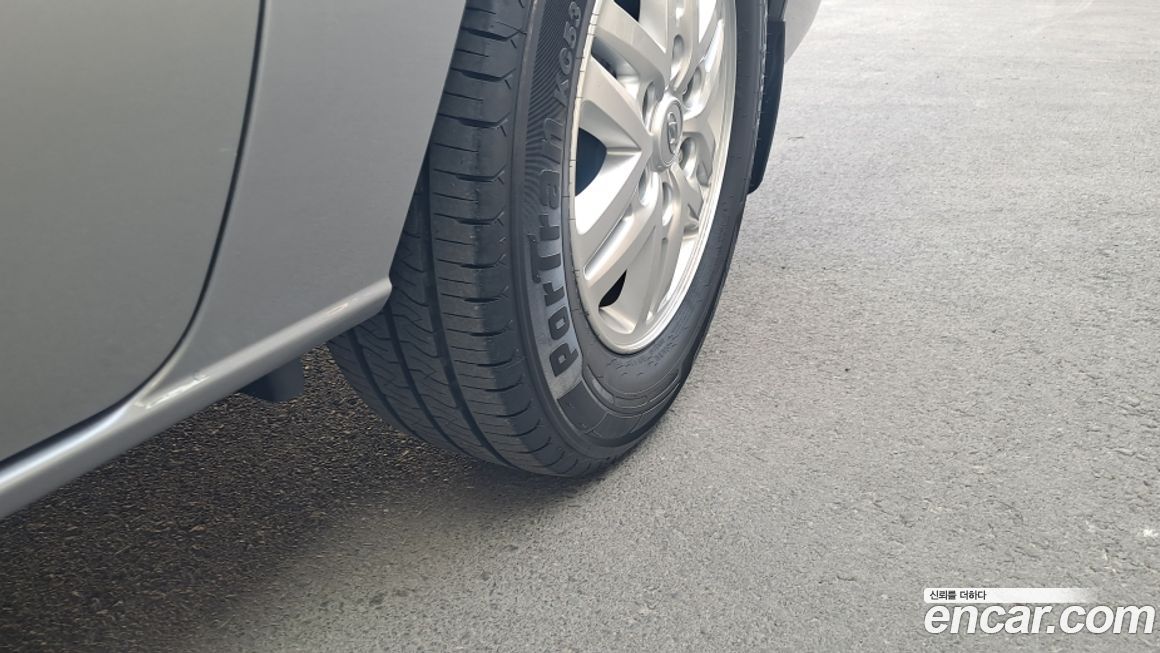 Hyundai Starex 2018