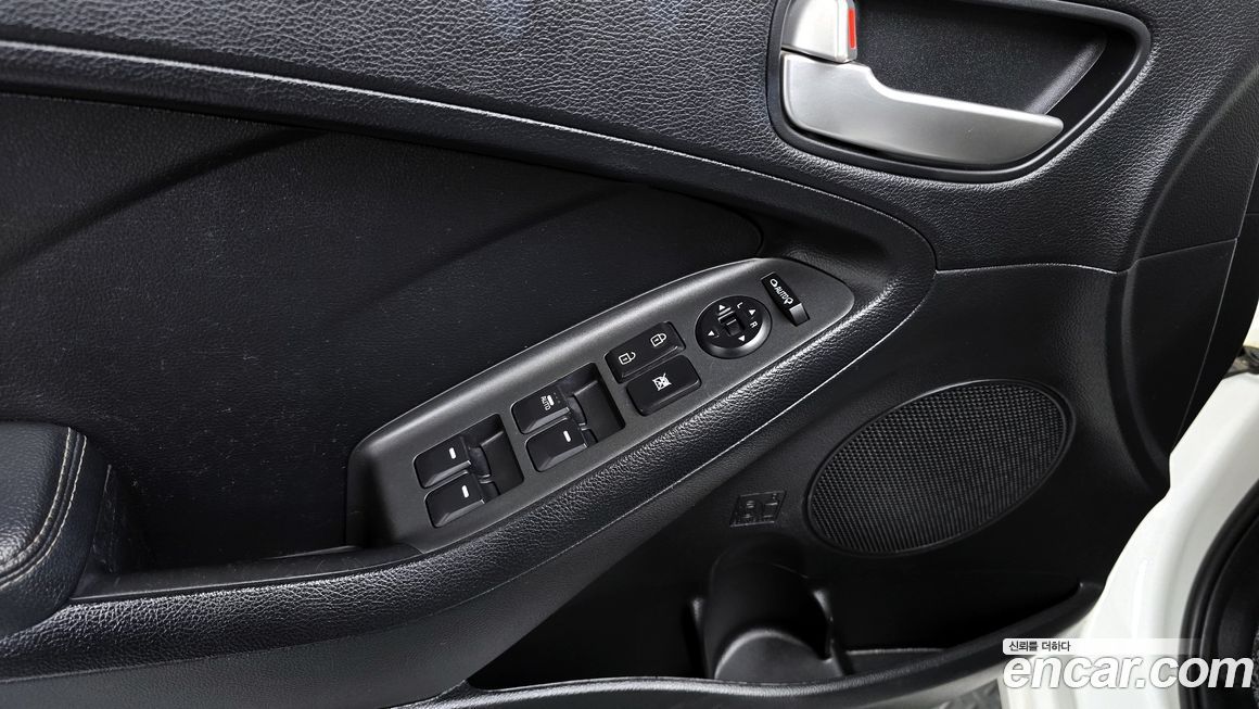 Kia K3 2015