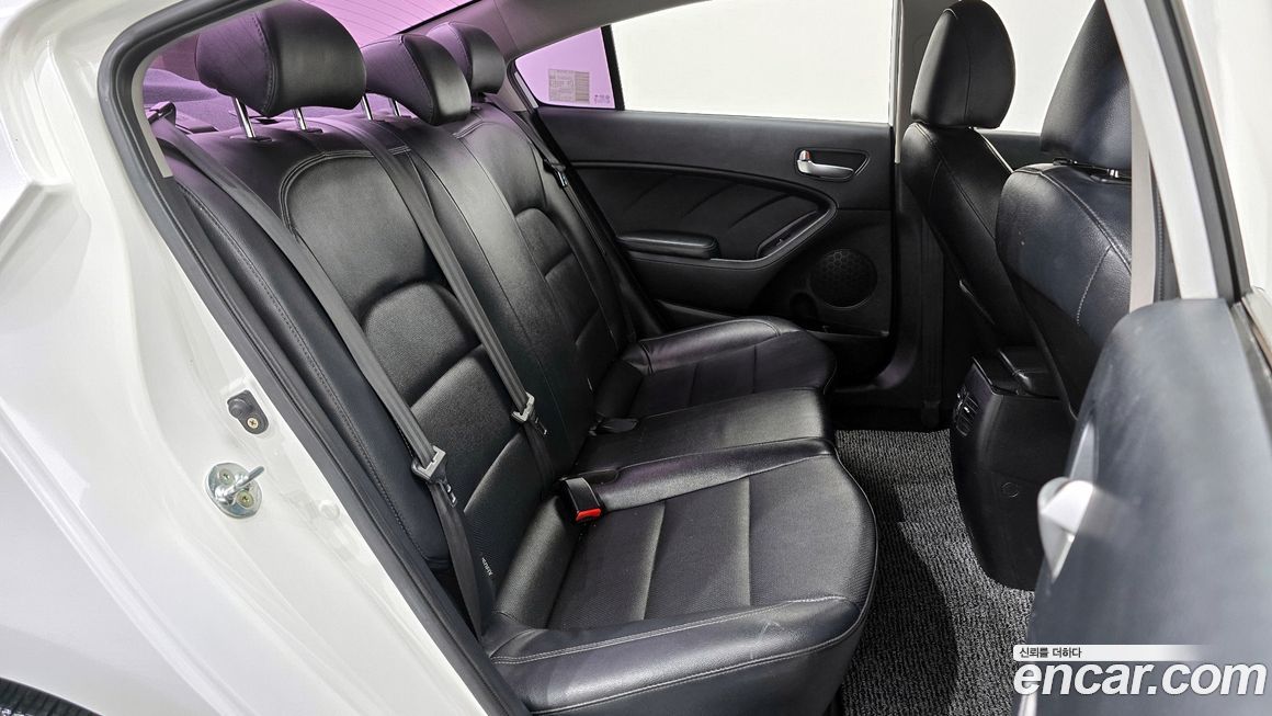 Kia K3 2015