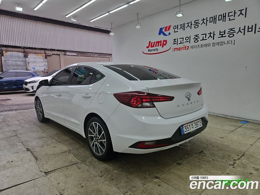 Hyundai AVANTE 2020