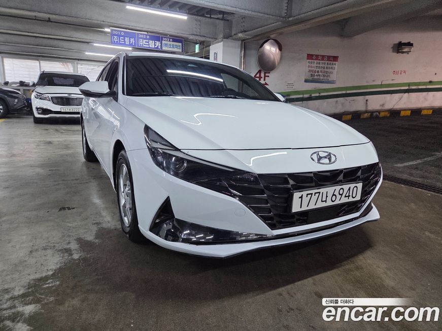 Hyundai AVANTE 2022