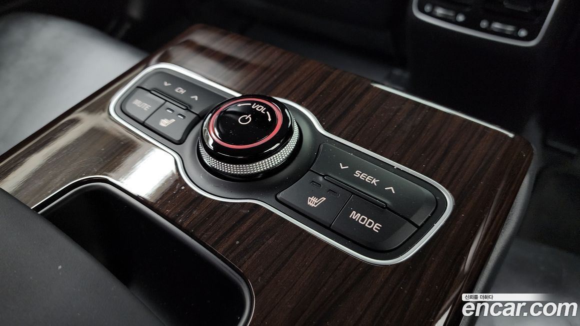 Kia K7 2015