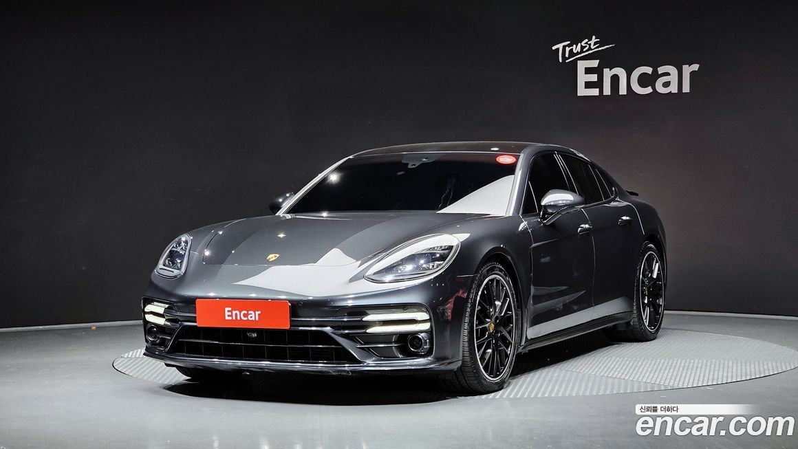Porsche Panamera 2018