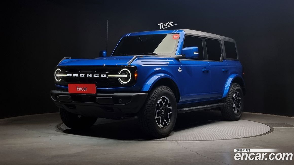 Ford Bronco 2024