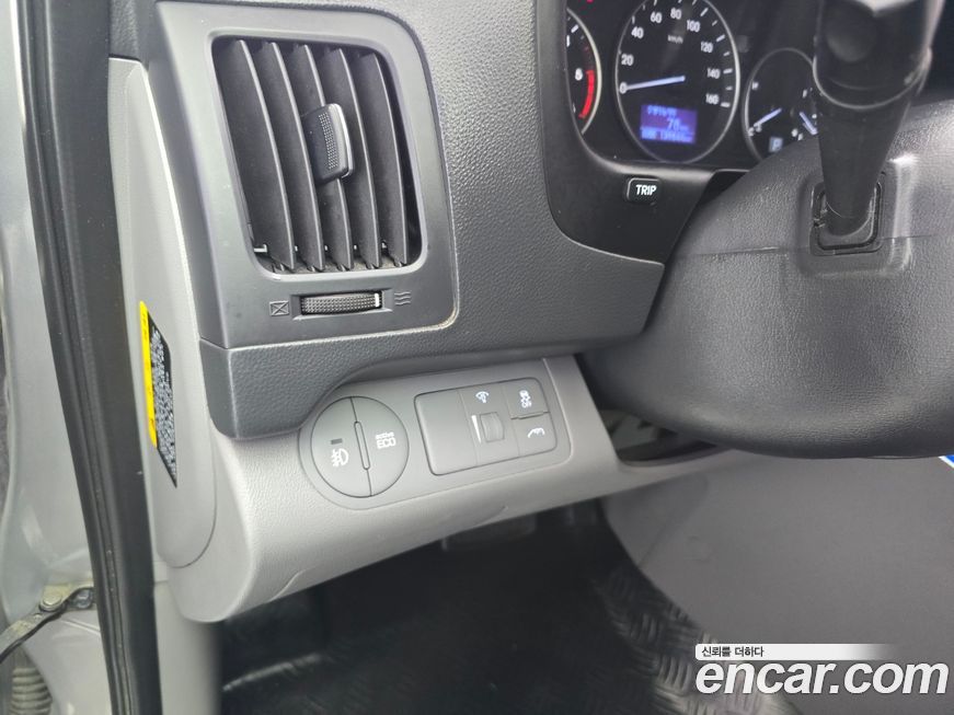 Hyundai Starex 2018